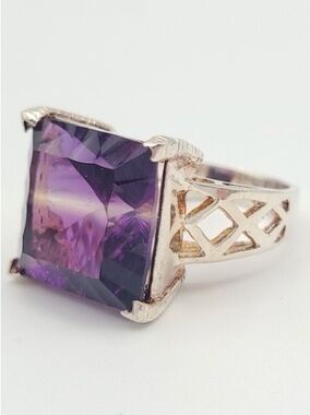 Purple Statement Ring Silver Tone Large Stone Size 7.5 8 Vintage Style
